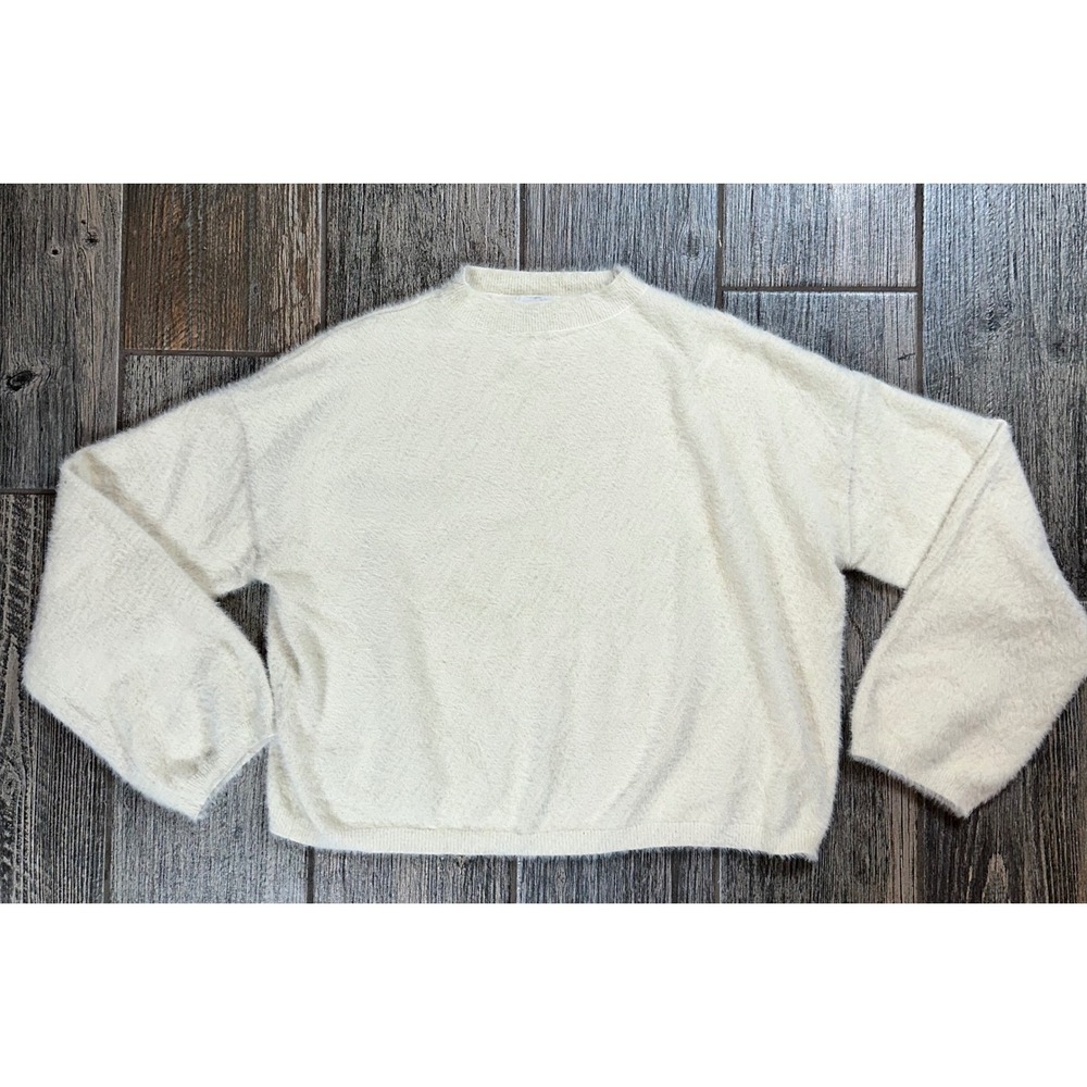 Princess Polly Cream Fuzzy Knit Sweater Women's‎ M/L Soft Lightweight